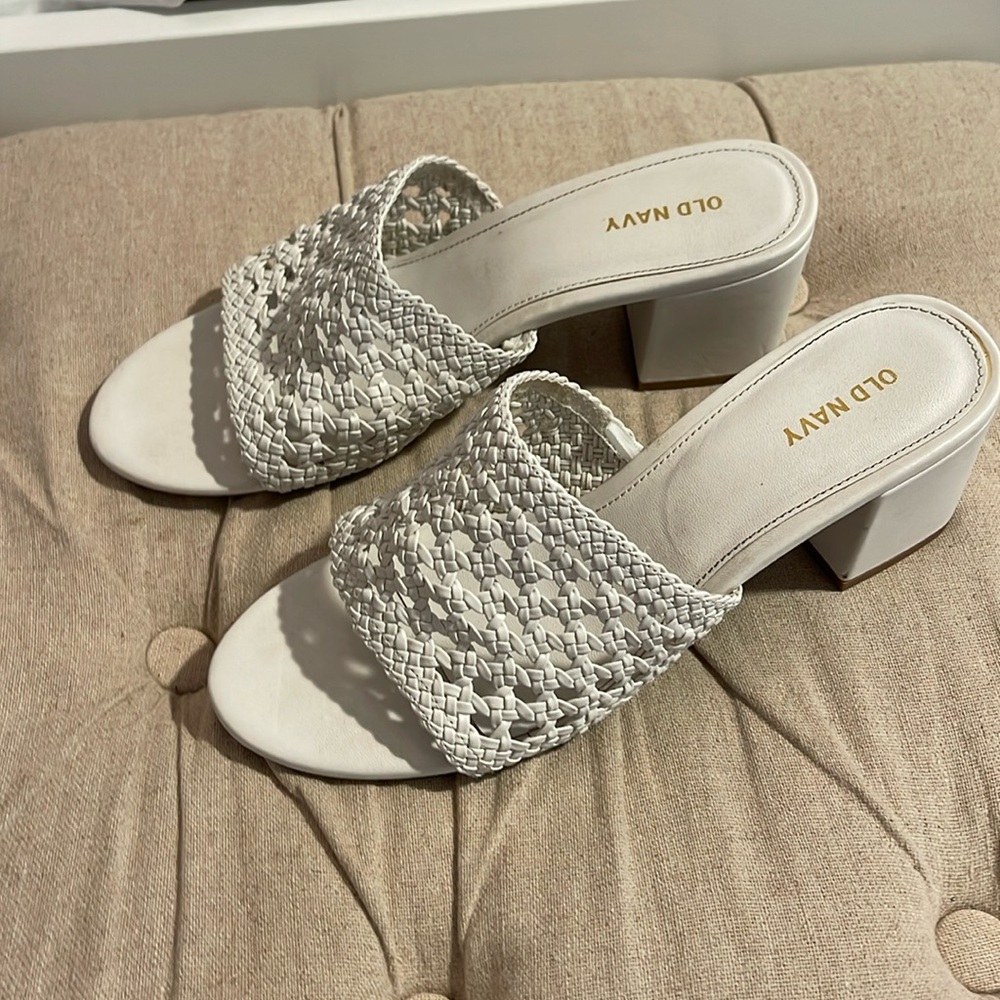 Block heel mule